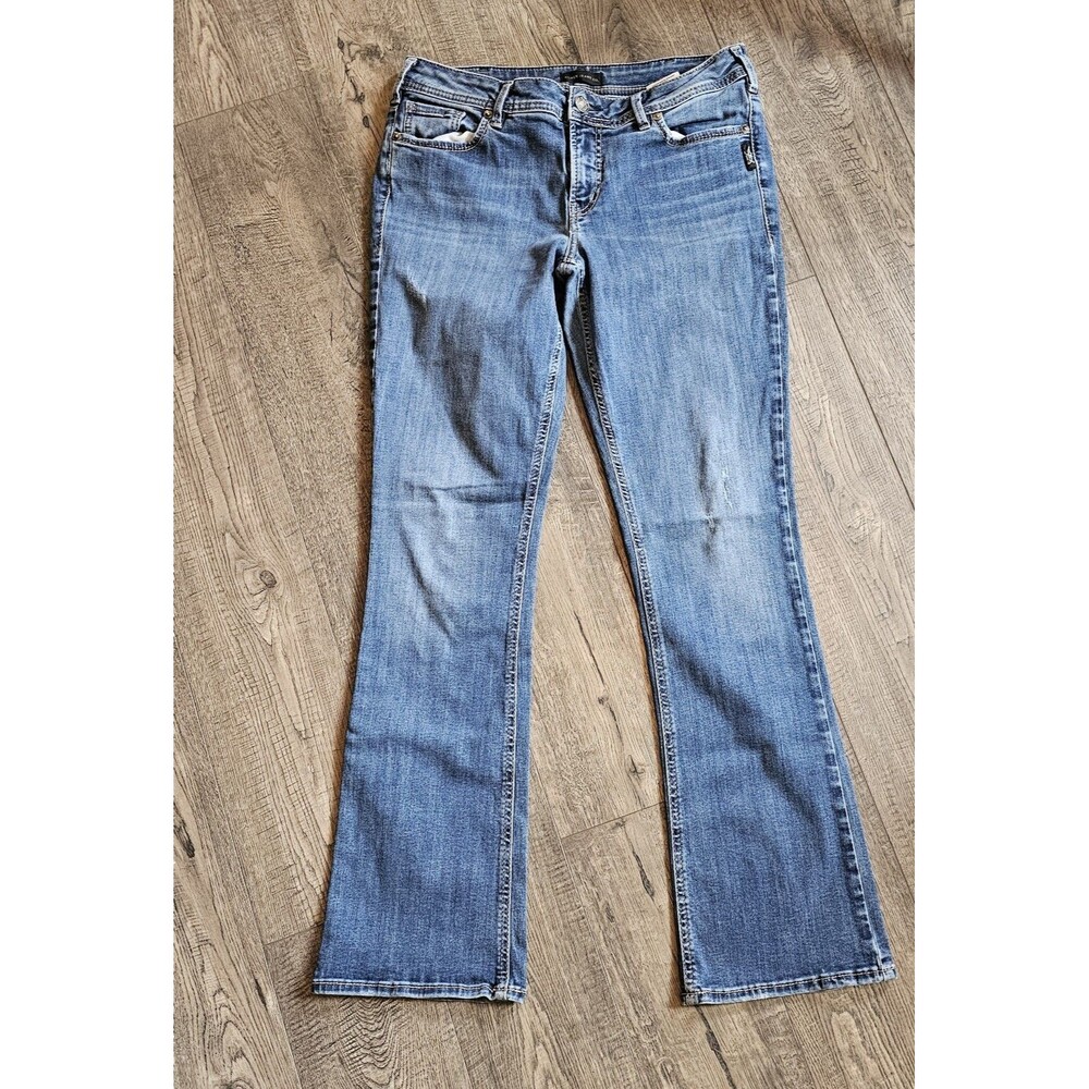 Silver Suki Women’s Bootcut Jeans Size 31 x 33